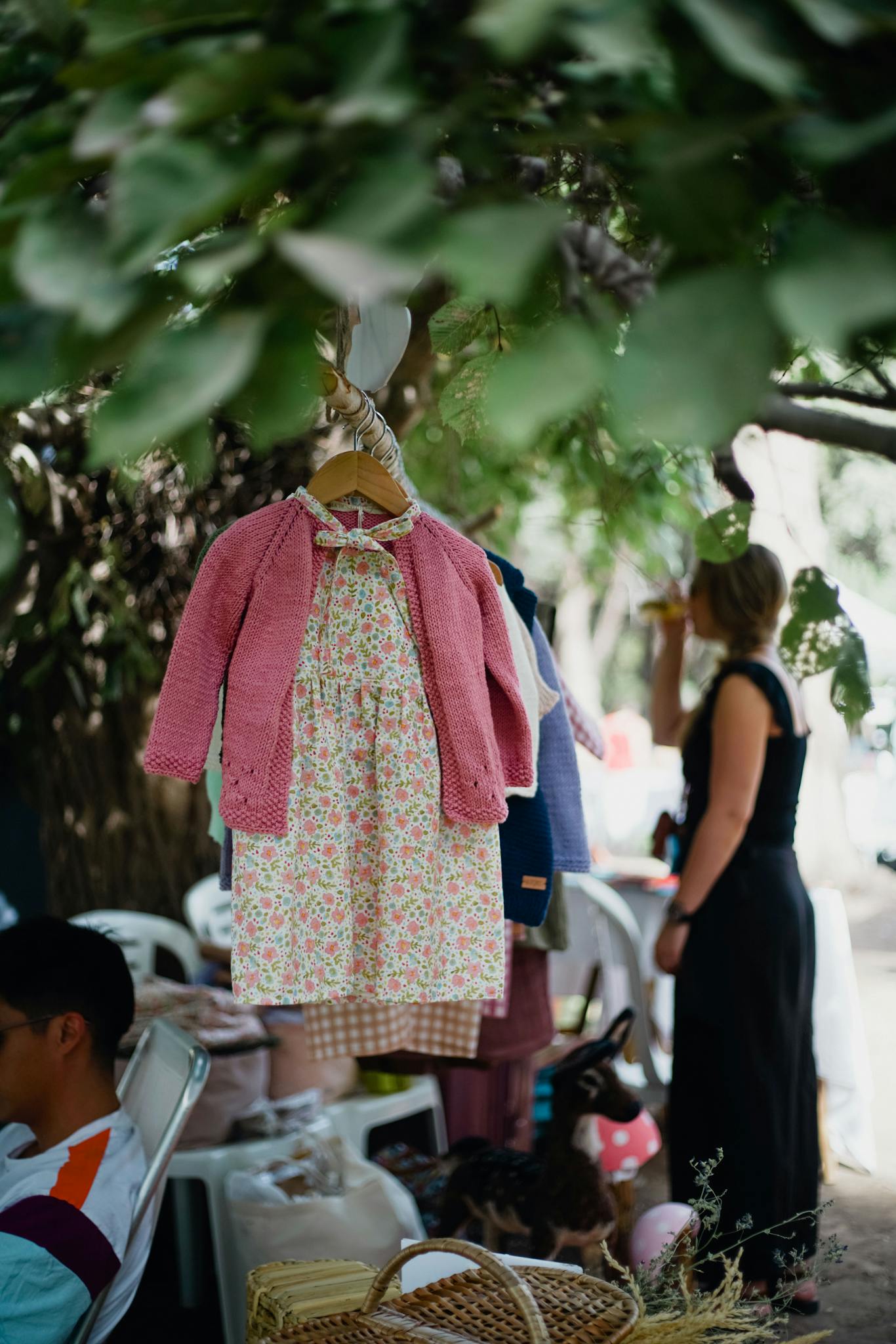 Maximizing Your Blog’s Reach: SEO Tips for Bloggers A Vibrant Outdoor Market Showcasing Childrens Clothing