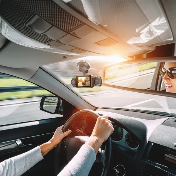 484b779d 766e 4d8b 8252 3ad3c1010dd4.jpg