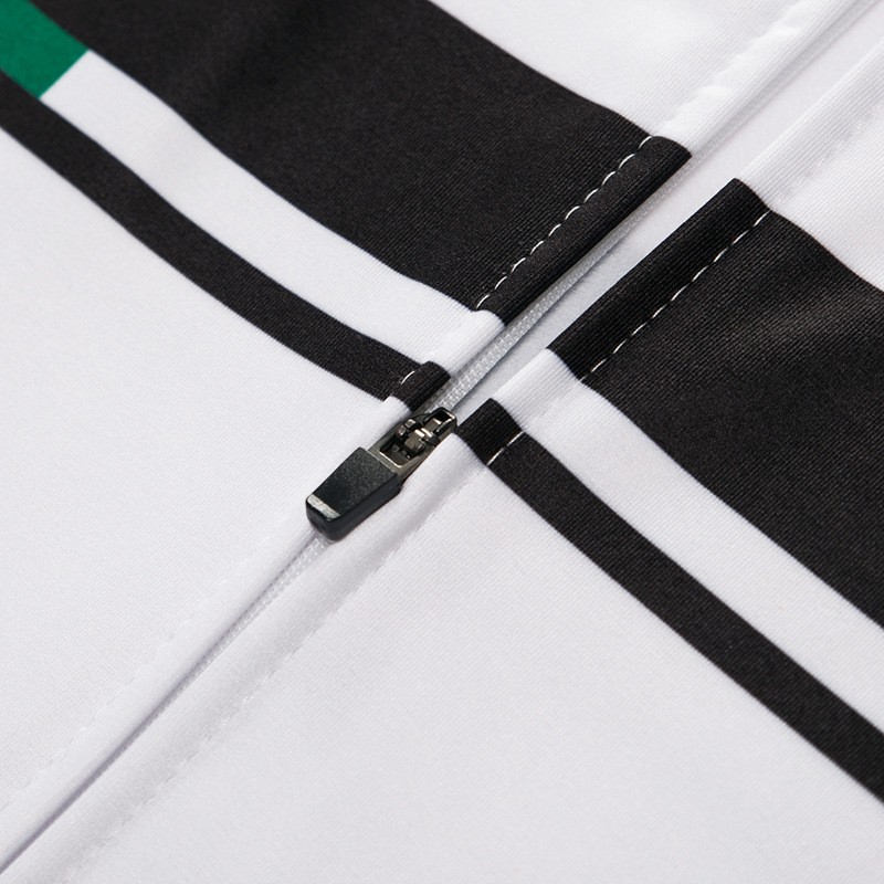 5635768848 463072578.jpg